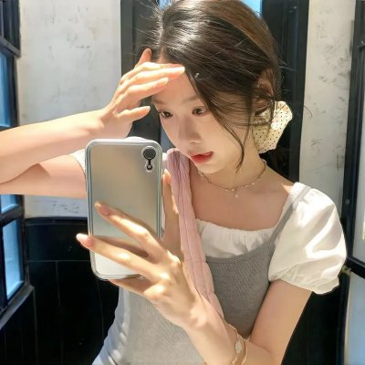 圣诞精灵 封面